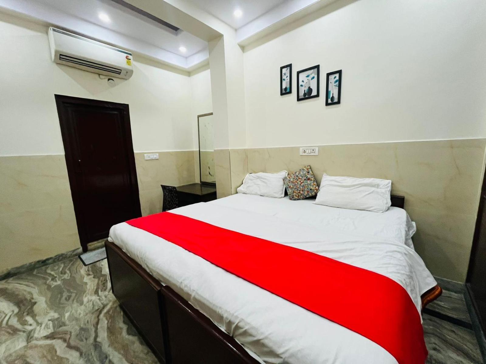 Nitin Palace - Apollo Hospital New Delhi